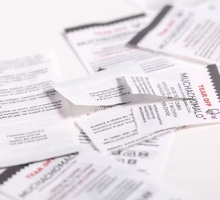 ỨNG DỤNG CỦA CHẤT LIỆU DỄ XÉ RÁCH (EASY TEAR-OFF) CHO IN NHÃN MÁC