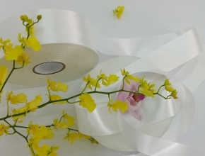 PS-7037: POLYESTER SATIN KHÔNG BIÊN, 1 MẶT BÓNG, KHÔNG CHẤT TẨY TRẮNG