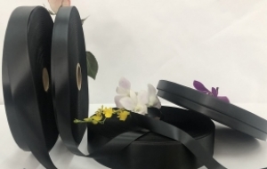 WS-7614: CHẤT LIỆU IN NHÃN/MÁC SATIN DỆT BIÊN - 1 MẶT BÓNG